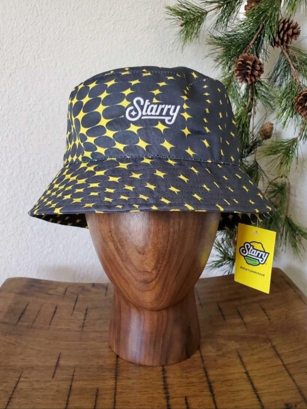 Starry Lemon-Lime Soda Reversible Black Yellow Pattern Bucket Hat Unisex
